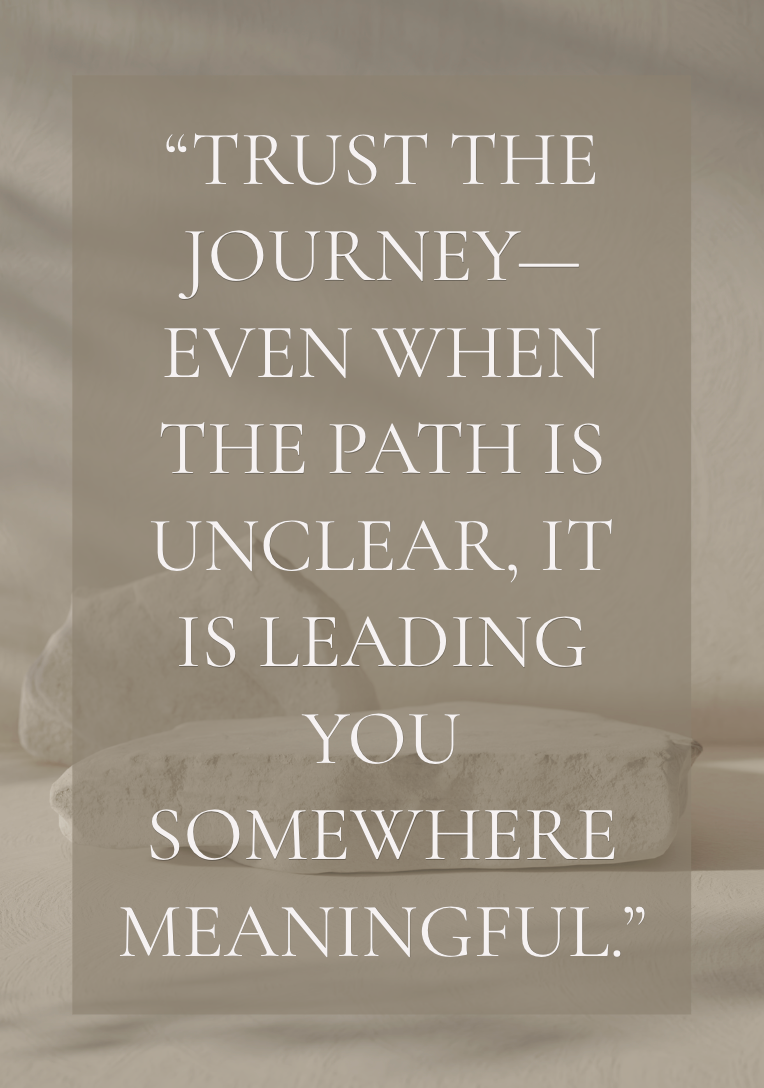 The Powerful Woman Blueprint - The Step-by-Step Guide to Becoming Her